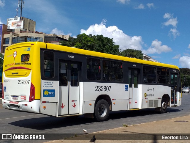 Viação Pioneira 232807 na cidade de Brasília, Distrito Federal, Brasil, por Everton Lira. ID da foto: 12059436.