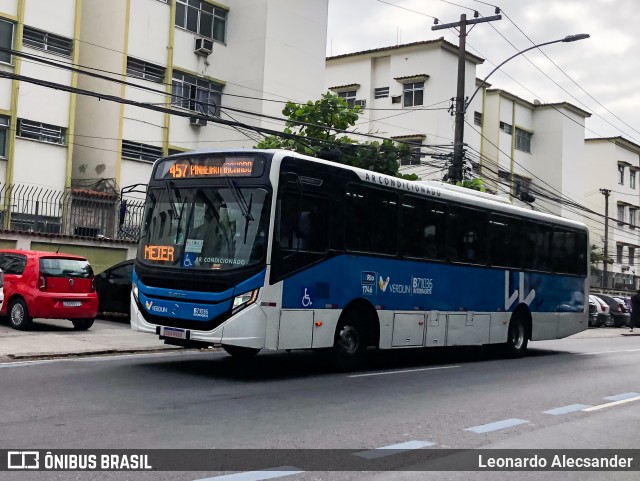 Viação Verdun B71036 na cidade de Rio de Janeiro, Rio de Janeiro, Brasil, por Leonardo Alecsander. ID da foto: 12059395.