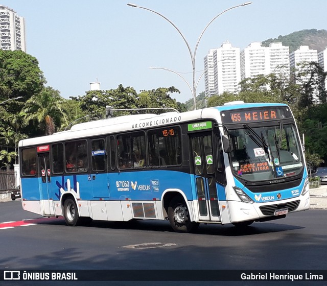 Viação Verdun B71060 na cidade de Rio de Janeiro, Rio de Janeiro, Brasil, por Gabriel Henrique Lima. ID da foto: 12059900.