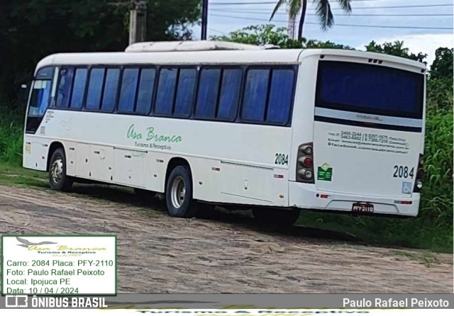 Asa Branca Turismo 2084 na cidade de Ipojuca, Pernambuco, Brasil, por Paulo Rafael Peixoto. ID da foto: 12058458.