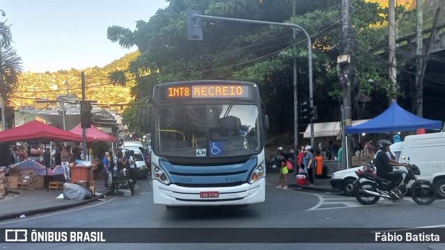 Real Auto Ônibus C41428 na cidade de Rio de Janeiro, Rio de Janeiro, Brasil, por Fábio Batista. ID da foto: 12058669.