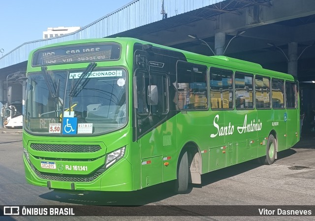 Transportes Santo Antônio RJ 161.141 na cidade de Duque de Caxias, Rio de Janeiro, Brasil, por Vitor Dasneves. ID da foto: 12058452.