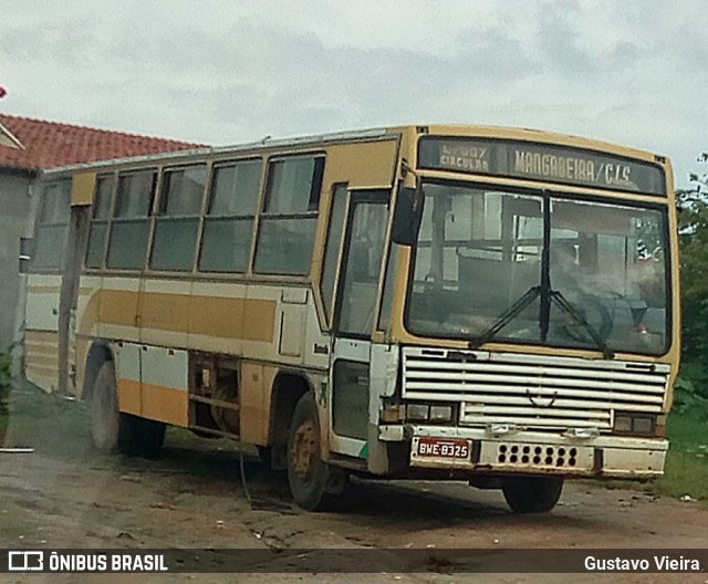 Ônibus Particulares 8325 na cidade de Poço Redondo, Sergipe, Brasil, por Gustavo Vieira. ID da foto: 12058374.
