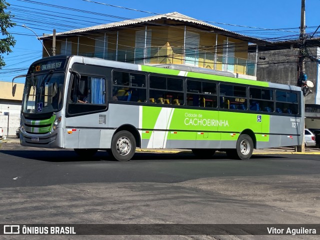 Transbus Cachoeirinha 1127 na cidade de Cachoeirinha, Rio Grande do Sul, Brasil, por Vitor Aguilera. ID da foto: 12058569.