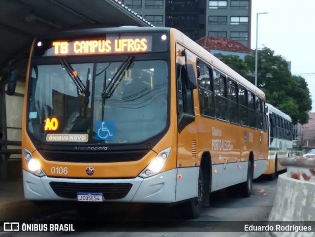 Companhia Carris Porto-Alegrense 0106 na cidade de Porto Alegre, Rio Grande do Sul, Brasil, por Eduardo Rodrigues. ID da foto: 12059826.