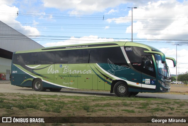 Asa Branca Turismo 20211 na cidade de Caruaru, Pernambuco, Brasil, por George Miranda. ID da foto: 12060039.