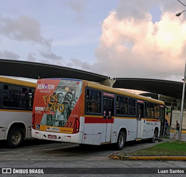 Empresa Metropolitana 627 na cidade de Recife, Pernambuco, Brasil, por Luan Santos. ID da foto: 12060186.
