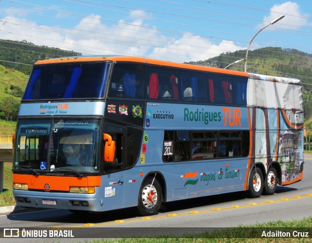Rodrigues Tur Transportes e Turismo 800 na cidade de Aparecida, São Paulo, Brasil, por Adailton Cruz. ID da foto: 12059676.