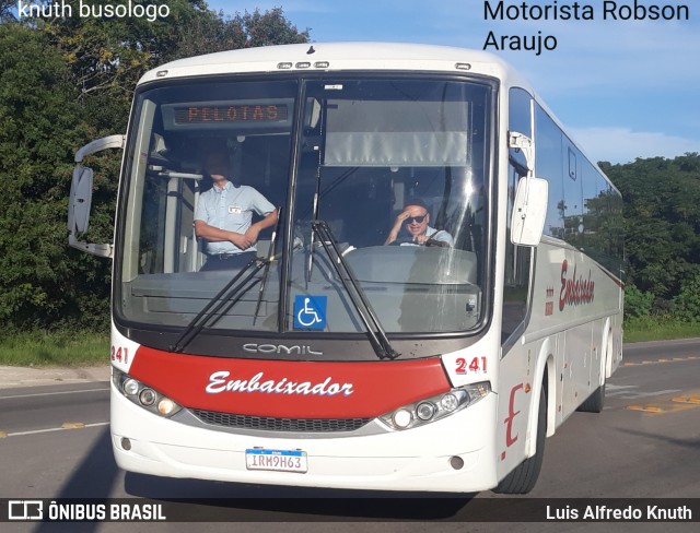 Expresso Embaixador 241 na cidade de Pelotas, Rio Grande do Sul, Brasil, por Luis Alfredo Knuth. ID da foto: 12061526.