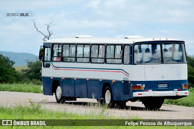 Ônibus Particulares BFG4730 na cidade de Caruaru, Pernambuco, Brasil, por Felipe Pessoa de Albuquerque. ID da foto: 12062246.