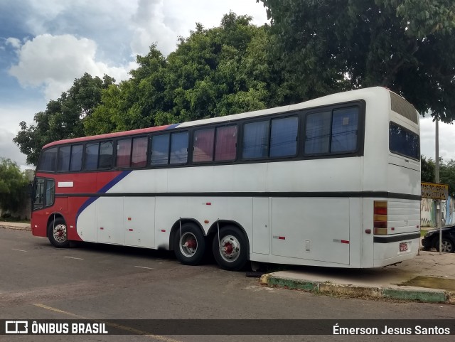 Ônibus Particulares 8534 na cidade de Riacho Fundo II, Distrito Federal, Brasil, por Émerson Jesus Santos. ID da foto: 12063137.