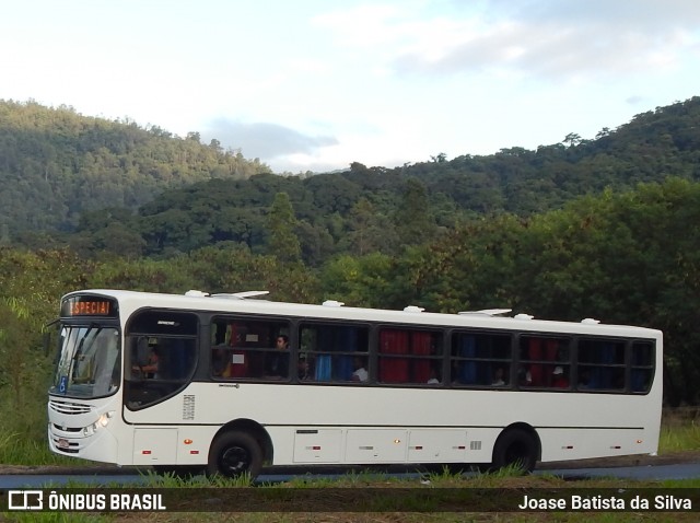 Ônibus Particulares HGJ1281 na cidade de Timóteo, Minas Gerais, Brasil, por Joase Batista da Silva. ID da foto: 12062446.