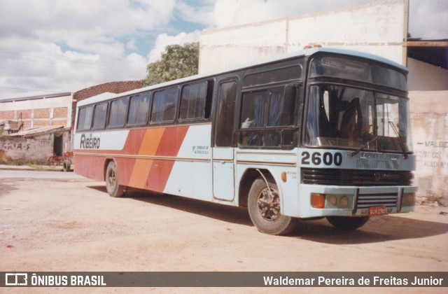 Expresso Ribeiro 2600 na cidade de Montes Claros, Minas Gerais, Brasil, por Waldemar Pereira de Freitas Junior. ID da foto: 12063201.