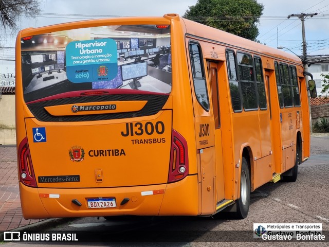 Expresso Azul JI300 na cidade de Curitiba, Paraná, Brasil, por Gustavo  Bonfate. ID da foto: 12061902.