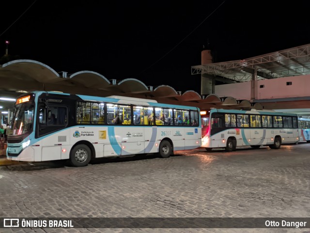 Maraponga Transportes 26207 na cidade de Fortaleza, Ceará, Brasil, por Otto Danger. ID da foto: 12061799.