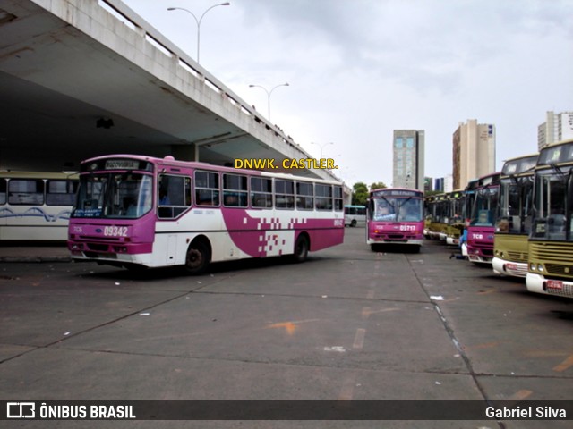 TCB - Sociedade de Transportes Coletivos de Brasília 09342 na cidade de Brasília, Distrito Federal, Brasil, por Gabriel Silva. ID da foto: 12061889.