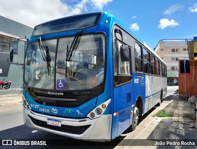 ATT - Atlântico Transportes e Turismo 6127 na cidade de Vitória da Conquista, Bahia, Brasil, por João Pedro Rocha. ID da foto: 12062491.