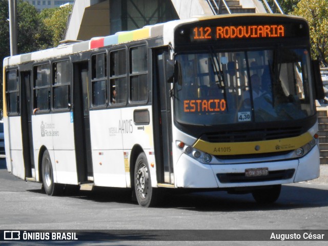 Real Auto Ônibus A41015 na cidade de Rio de Janeiro, Rio de Janeiro, Brasil, por Augusto César. ID da foto: 12061300.