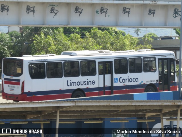 Empresa de Transportes Limousine Carioca Rj 129.003 na cidade de Rio de Janeiro, Rio de Janeiro, Brasil, por Marlon Mendes da Silva Souza. ID da foto: 12062280.