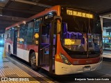 Buses Omega 6043 na cidade de La Florida, Santiago, Metropolitana de Santiago, Chile, por Benjamín Tomás Lazo Acuña. ID da foto: :id.
