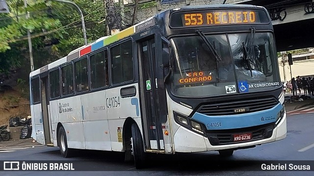 Real Auto Ônibus C41054 na cidade de Rio de Janeiro, Rio de Janeiro, Brasil, por Gabriel Sousa. ID da foto: 12064471.