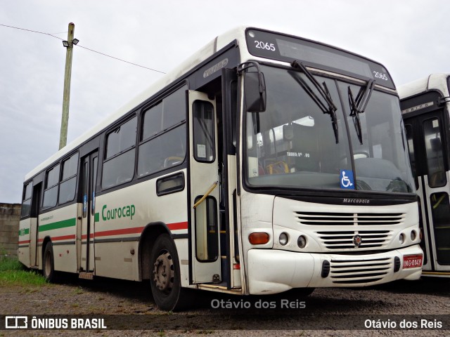Empresa de Transportes Coletivos Courocap 2065 na cidade de Novo Hamburgo, Rio Grande do Sul, Brasil, por Otávio dos Reis . ID da foto: 12063949.