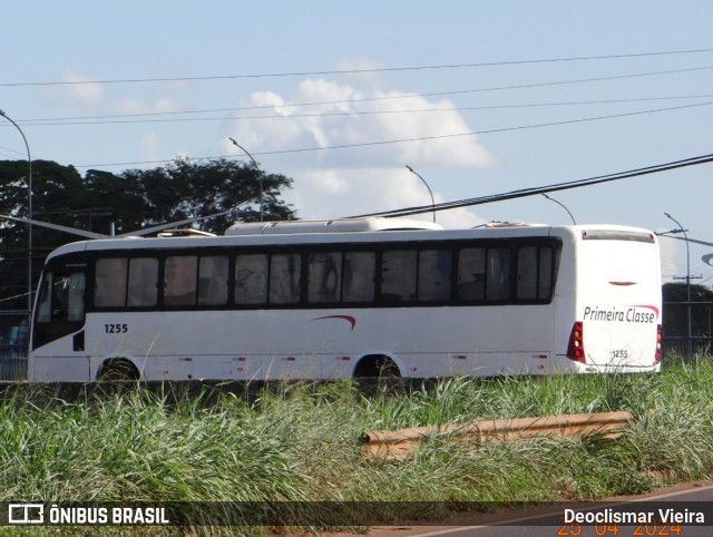 Primeira Classe Transportes 1255 na cidade de Rio Verde, Goiás, Brasil, por Deoclismar Vieira. ID da foto: 12063894.