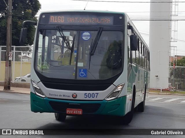 Viação Sorriso de Minas 5007 na cidade de Uberlândia, Minas Gerais, Brasil, por Gabriel Oliveira. ID da foto: 12064558.