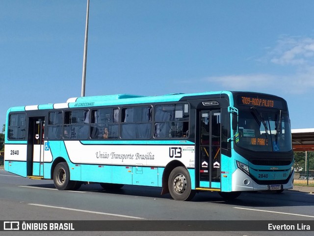 UTB - União Transporte Brasília 2840 na cidade de Park Way, Distrito Federal, Brasil, por Everton Lira. ID da foto: 12065475.