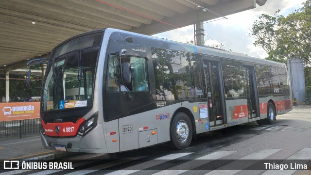Express Transportes Urbanos Ltda 4 8817 na cidade de São Paulo, São Paulo, Brasil, por Thiago Lima. ID da foto: 12065172.