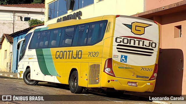 Empresa Gontijo de Transportes 7020 na cidade de Guaxupé, Minas Gerais, Brasil, por Leonardo Carola. ID da foto: 12063730.
