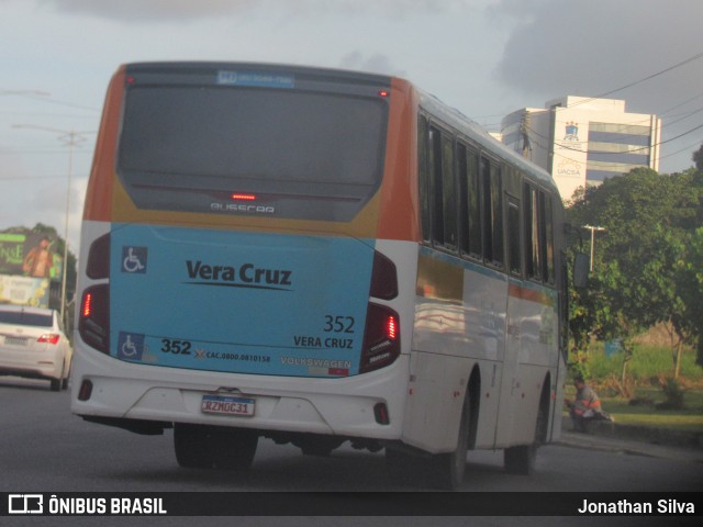 Expresso Vera Cruz 352 na cidade de Cabo de Santo Agostinho, Pernambuco, Brasil, por Jonathan Silva. ID da foto: 12063595.