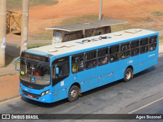 Taguatur - Taguatinga Transporte e Turismo 05654 na cidade de Riacho Fundo II, Distrito Federal, Brasil, por Ages Bozonel. ID da foto: 12063601.
