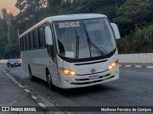 Ônibus Particulares 4392 na cidade de Arujá, São Paulo, Brasil, por Matheus Ferreira de Campos. ID da foto: 12064242.