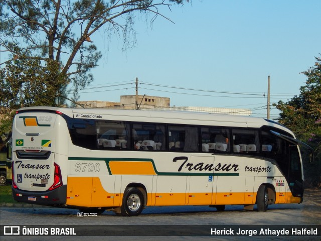 Transur - Transporte Rodoviário Mansur 6720 na cidade de Juiz de Fora, Minas Gerais, Brasil, por Herick Jorge Athayde Halfeld. ID da foto: 12065576.