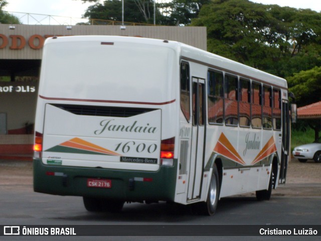 Jandaia Transportes e Turismo 1600 na cidade de Junqueirópolis, São Paulo, Brasil, por Cristiano Luizão. ID da foto: 12063319.