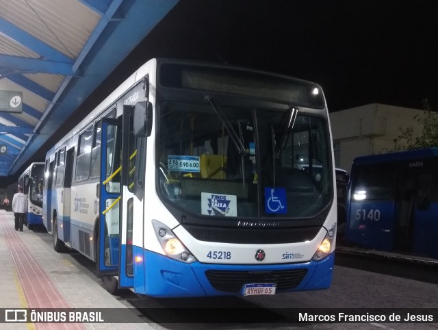 Insular Transportes Coletivos 45218 na cidade de Florianópolis, Santa Catarina, Brasil, por Marcos Francisco de Jesus. ID da foto: 12063462.