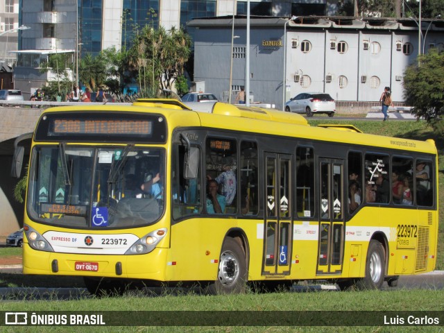 Viação Pioneira 223972 na cidade de Brasília, Distrito Federal, Brasil, por Luis Carlos. ID da foto: 12064154.