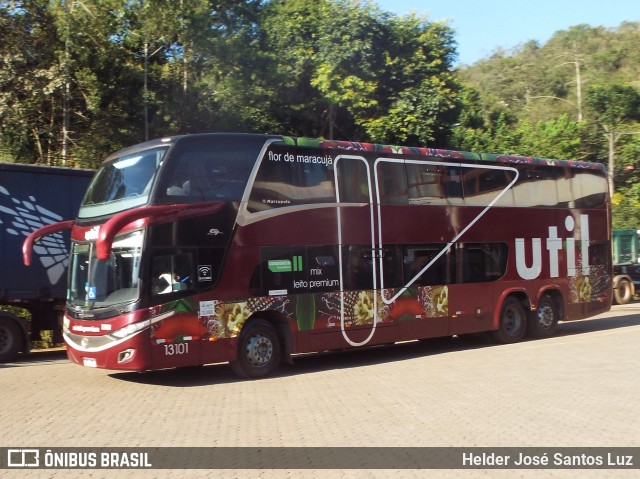 UTIL - União Transporte Interestadual de Luxo 13101 na cidade de Mariana, Minas Gerais, Brasil, por Helder José Santos Luz. ID da foto: 12063847.