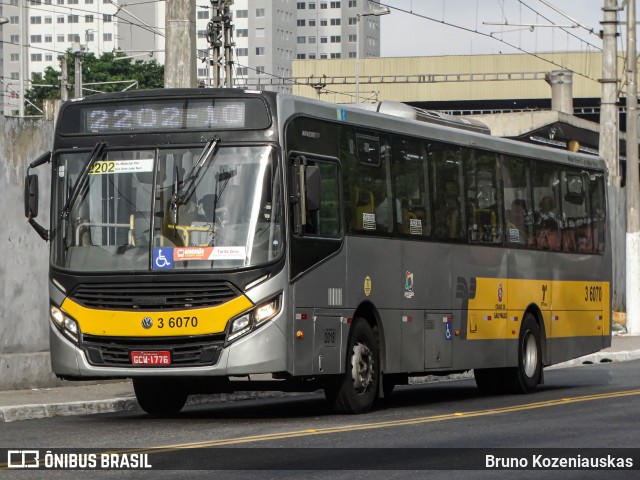 Transunião Transportes 3 6070 na cidade de São Paulo, São Paulo, Brasil, por Bruno Kozeniauskas. ID da foto: 12064898.