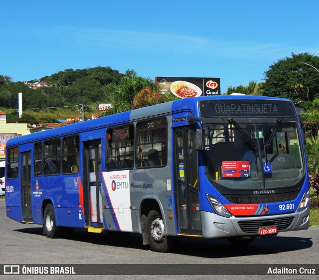 Empresa de Ônibus Pássaro Marron 92.601 na cidade de Guaratinguetá, São Paulo, Brasil, por Adailton Cruz. ID da foto: 12085858.