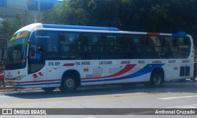 Transportes Huáscar S.A. 2366 na cidade de Breña, Lima, Lima Metropolitana, Peru, por Anthonel Cruzado. ID da foto: 12087062.
