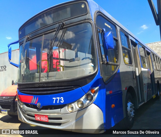 Ônibus Particulares 773 na cidade de Osasco, São Paulo, Brasil, por Marcos Souza De Oliveira. ID da foto: 12086727.