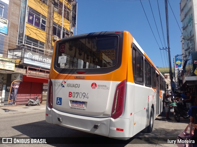 Viação Brazinha B07094 na cidade de Nova Iguaçu, Rio de Janeiro, Brasil, por Iury Moreira. ID da foto: 12085233.