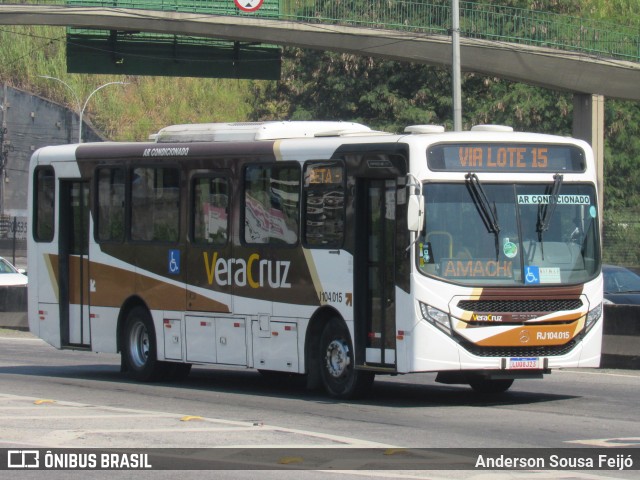 Auto Ônibus Vera Cruz RJ 104.015 na cidade de Duque de Caxias, Rio de Janeiro, Brasil, por Anderson Sousa Feijó. ID da foto: 12086994.