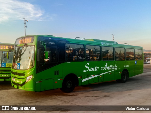 Transportes Santo Antônio RJ 161.075 na cidade de Rio de Janeiro, Rio de Janeiro, Brasil, por Victor Carioca. ID da foto: 12085434.