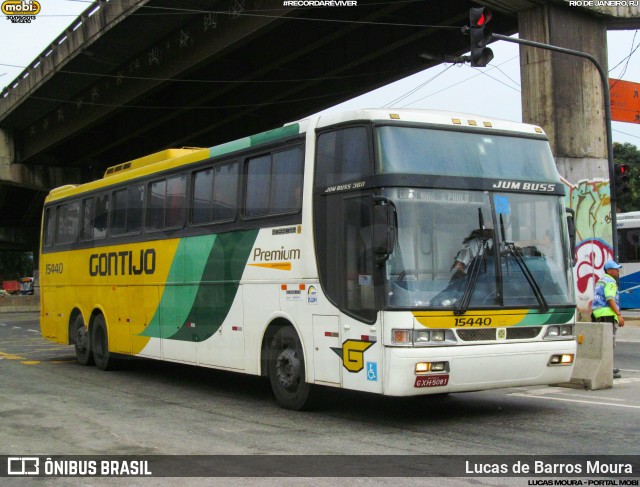 Empresa Gontijo de Transportes 15440 na cidade de Rio de Janeiro, Rio de Janeiro, Brasil, por Lucas de Barros Moura. ID da foto: 12085725.