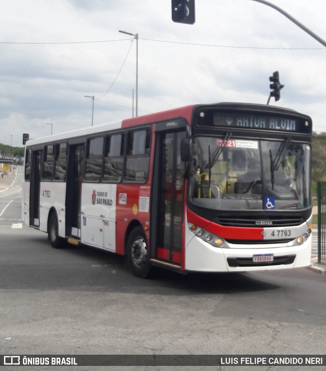 Pêssego Transportes 4 7763 na cidade de São Paulo, São Paulo, Brasil, por LUIS FELIPE CANDIDO NERI. ID da foto: 12085688.
