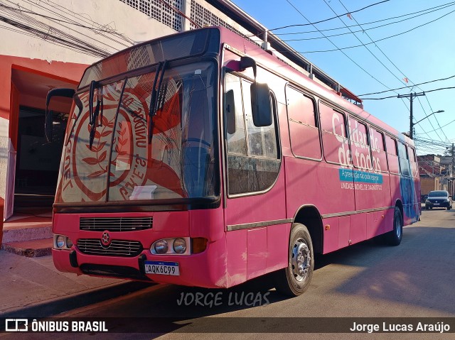 Ônibus Particulares 6C99 na cidade de Rio de Janeiro, Rio de Janeiro, Brasil, por Jorge Lucas Araújo. ID da foto: 12085726.