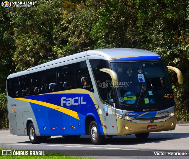 Fácil Transportes e Turismo 4012 na cidade de Petrópolis, Rio de Janeiro, Brasil, por Victor Henrique. ID da foto: 12086232.